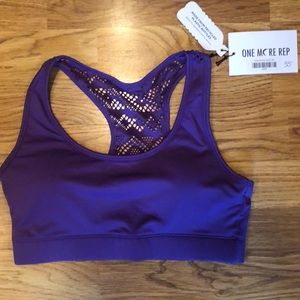 ZYIA Sports bra. Size M. NWT
